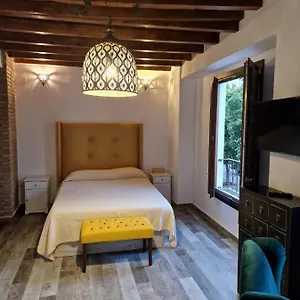 https://apartamentos-garam.es-andalucia.com