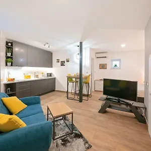 Mariva Downtown , Rovinj Kroatië